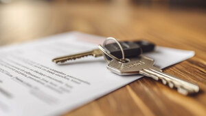 Иностранцы в Литве жалуются на завышенные цены при аренде жилья и отсутствие договоров — исследование