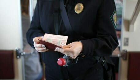 В России меняются правила выезда детей за границу 