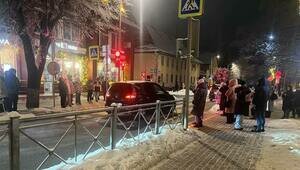 Светофор в центре Зеленоградска столкнул лбами водителей и сделал из пешеходов нарушителей (фото)