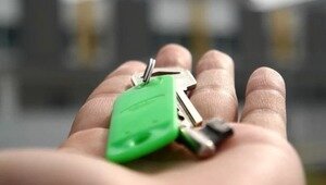 Соседи рассказали о состоянии злополучной квартиры Ларисы Долиной в Хамовниках