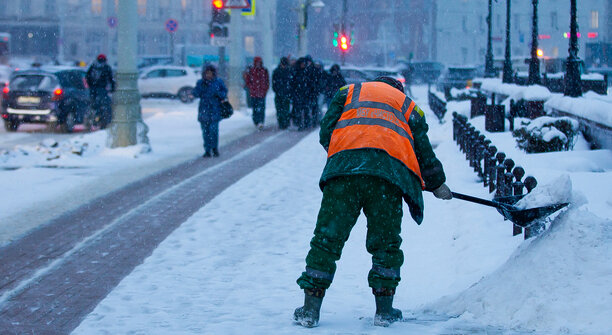 «Губернатор дал приказ — чистить снег не напоказ»: музыкальный дайджест калининградских новостей за неделю (видео)  