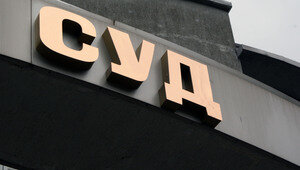 Ремонт обернулся долгом: калининградец выплатил соседям 498 тысяч рублей за затопленную квартиру