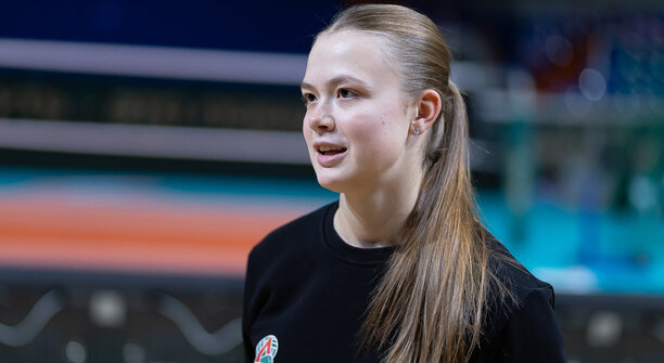 Красавица-волейболистка «Локомотива» Фабер получила травму плеча