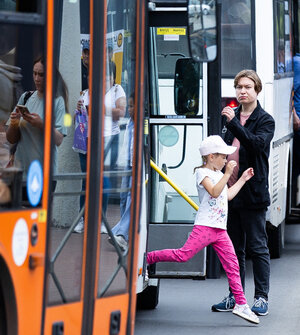 В Калининграде автобусы уходят от кондукторов: как теперь платить за проезд