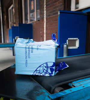 С 2027 года иностранных продавцов на маркетплейсах хотят обязать платить 22% НДС