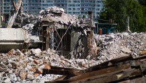 Снос «пенька» Дома Советов оценили в 160 млн рублей