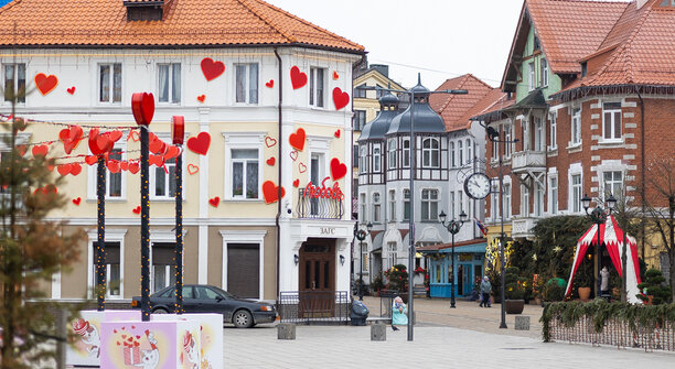 «Жители в Зеленоградске поступают не по-братски»: музыкальный дайджест калининградских новостей за неделю (видео)  