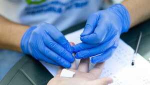 Российские учёные создали прибор, который может помочь выявлять рак по капле крови