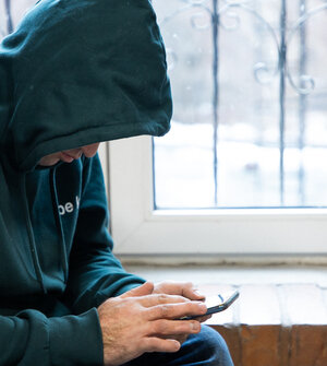 Мэрия: телефонные мошенники выманивают у калининградцев данные под видом вручения наград