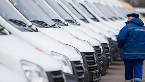 В Калининградскую область привезли 10 новых машин скорой, ещё два реанимобиля ожидаются в апреле — Беспрозванных