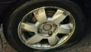 Озерова, Невского, Советский: где ещё в Калининграде оттепель унесла асфальт вместе со льдом