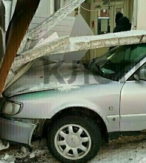  Левый поворот запретили, поставят камеры: что изменилось на перекрёстке в Гурьевске, где машина влетела в аптеку