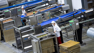 «Почти дефицит»: Матвиенко заявила о спросе на шпроты и призвала увеличить их выпуск в Калининградской области