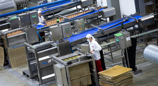 «Почти дефицит»: Матвиенко заявила о спросе на шпроты и призвала увеличить их выпуск в Калининградской области