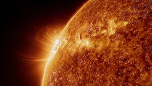 После всплеска на Солнце магнитные бури пошли на спад