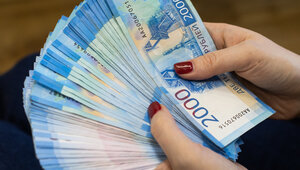 Семьсот тысяч рублей компенсации получила калининградка, попавшая в ДТП с мусоровозом  