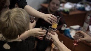 Калининградец открыл в своей квартире развлекательный центр и довёл до белого каления соседа-пенсионера