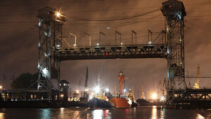 Как поворотный механизм стал подъёмным: 6 фактов о 100-летнем мосте, который стал одним из символов Калининграда 