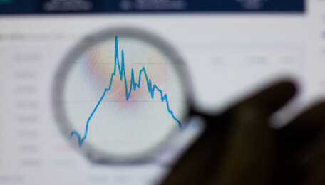 Банк России снизил ключевую ставку до 15% годовых