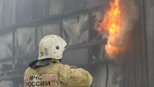 В Петрово снова вспыхнул Дом культуры, где меньше месяца назад уже было короткое замыкание (видео)
