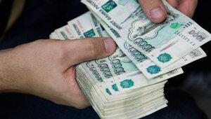 Запрет на выезд помог: калининградец выплатил долг страховщикам в 540 тысяч