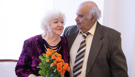 Были рядом почти с рождения: калининградцы Татьяна и Александр Раткевичи отметили 50-летний юбилей супружества (фото, видео)  