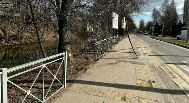 «Пьяный думал, что герой, только ров поймал с водой»: музыкальный дайджест калининградских новостей за неделю (видео)  