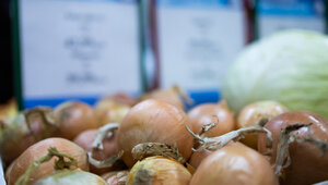 Калининградские чиновники рассказали, от чего зависит рост цен на овощи   