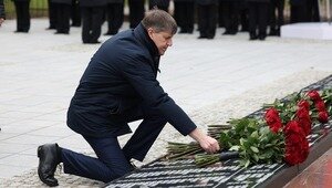 Андрей Кропоткин побывал на открытии обновлённого мемориала на Комсомольской в Калининграде   