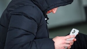 После обновления iOS часть владельцев iPhone столкнулась с «зависанием» на логотипе Apple