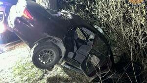 «В машине истошно кричал парень»: очевидец — о смертельном ДТП на Люблинском шоссе, где легковушка влетела в дерево