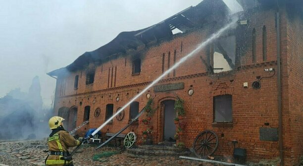 В замке Шаакен к началу туристического сезона вновь откроют сгоревшую прошлым летом таверну