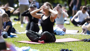 Праздник пожарных, йога и творческие встречи: подборка бесплатных мероприятий на короткую рабочую неделю