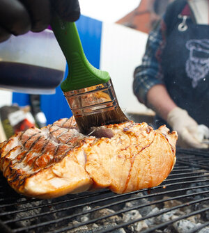 Стритфуд, советская музыка или лошади: 6 весенних фестивалей, где можно отдохнуть всей семьёй