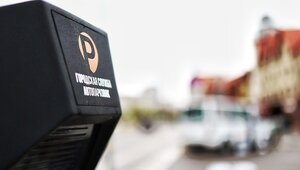 Калининградцы попросили четыре бесплатных места на муниципальном паркинге «за вредность»