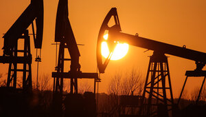 Эксперт назвал сроки возврата цен на нефть к уровню 75–80 долларов за баррель