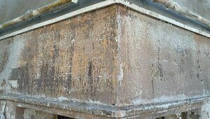 В Калининграде на фасаде старинного дома нашли любопытную деталь, десятилетиями скрытую от глаз прохожих (фото)