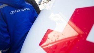 На Батальной легковушка разворачивалась и влетела в мотоцикл