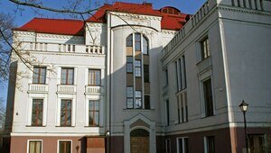 Власти выделяют средства на замену крыши Калининградского историко-художественного музея и защиту её от молний  