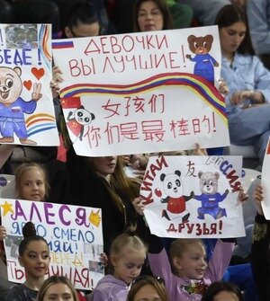 Триумф российских гимнасток и отыгрыш гостей в бадминтоне: как завершился третий день Российско-китайских игр