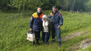 Не могла выбраться сама: спасатели нашли 87‑летнюю женщину, потерявшуюся в лесу под Низовкой